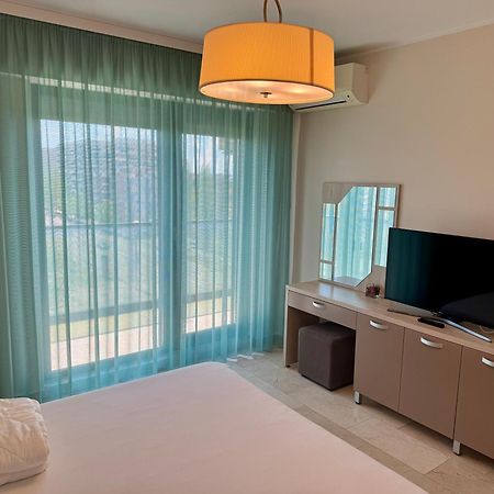Sophia 3 Luxury Apartments Мамая Номер фото